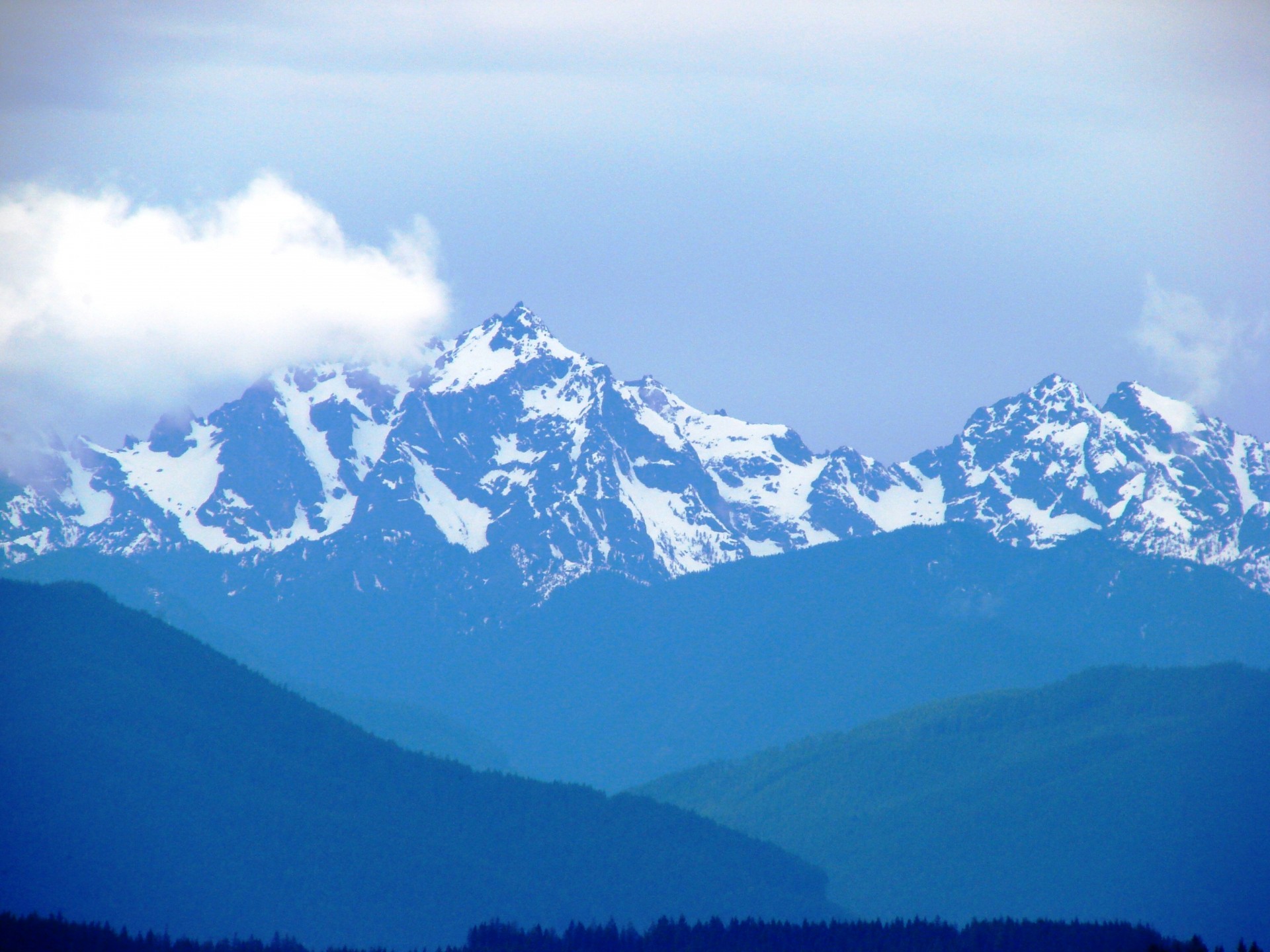 snowy-mountain-range-free-stock-photo-public-domain-pictures