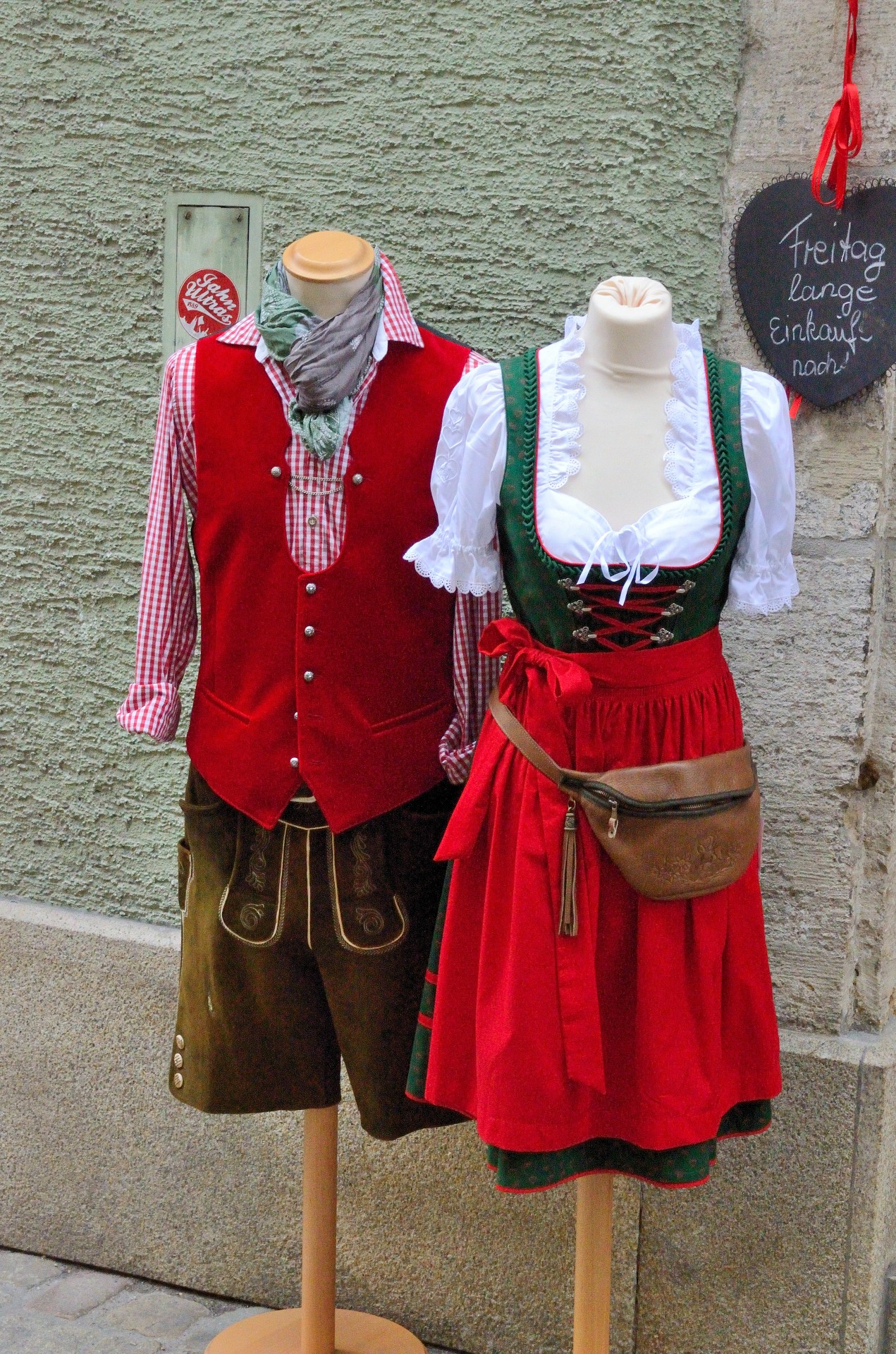 Traditional Bavarian Costume Free Stock Photo - Public Domain Pictures