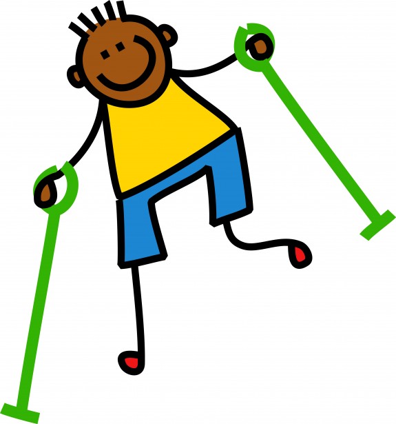 Enfant handicapé marchant avec des béquilles