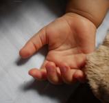 Ręcznie dziecko
