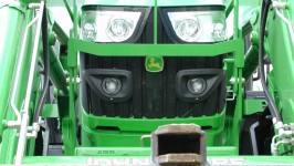Buldozer tractor Lumini