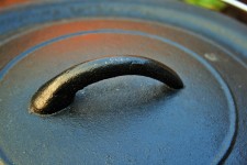 Lid of iron pot