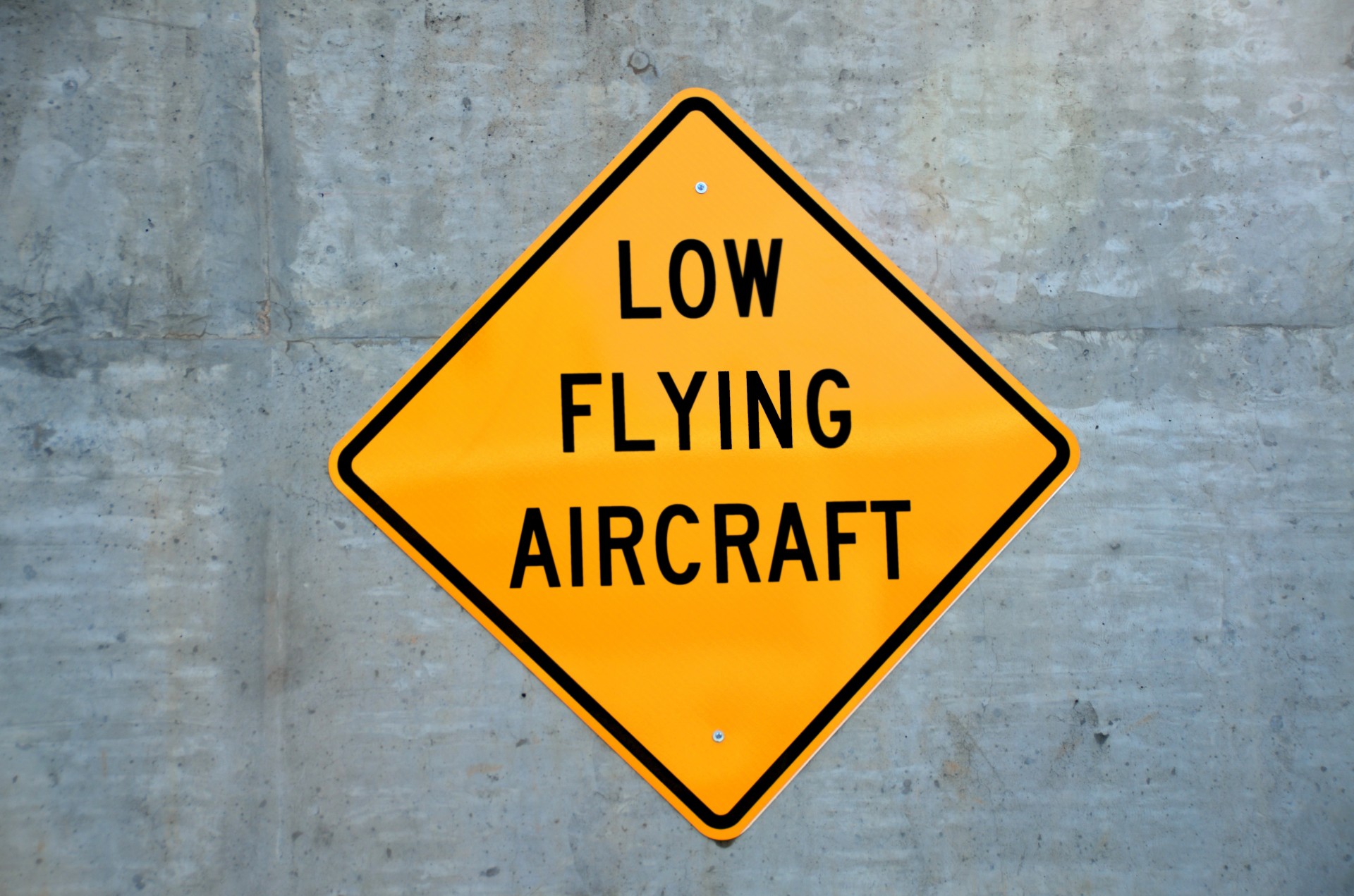 Low Flying Aircraft Sign