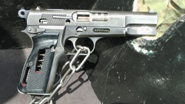 Browning Handgun Pistool weggesneden