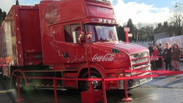 A Coca-Cola Tehergépkocsi látogat Tavist