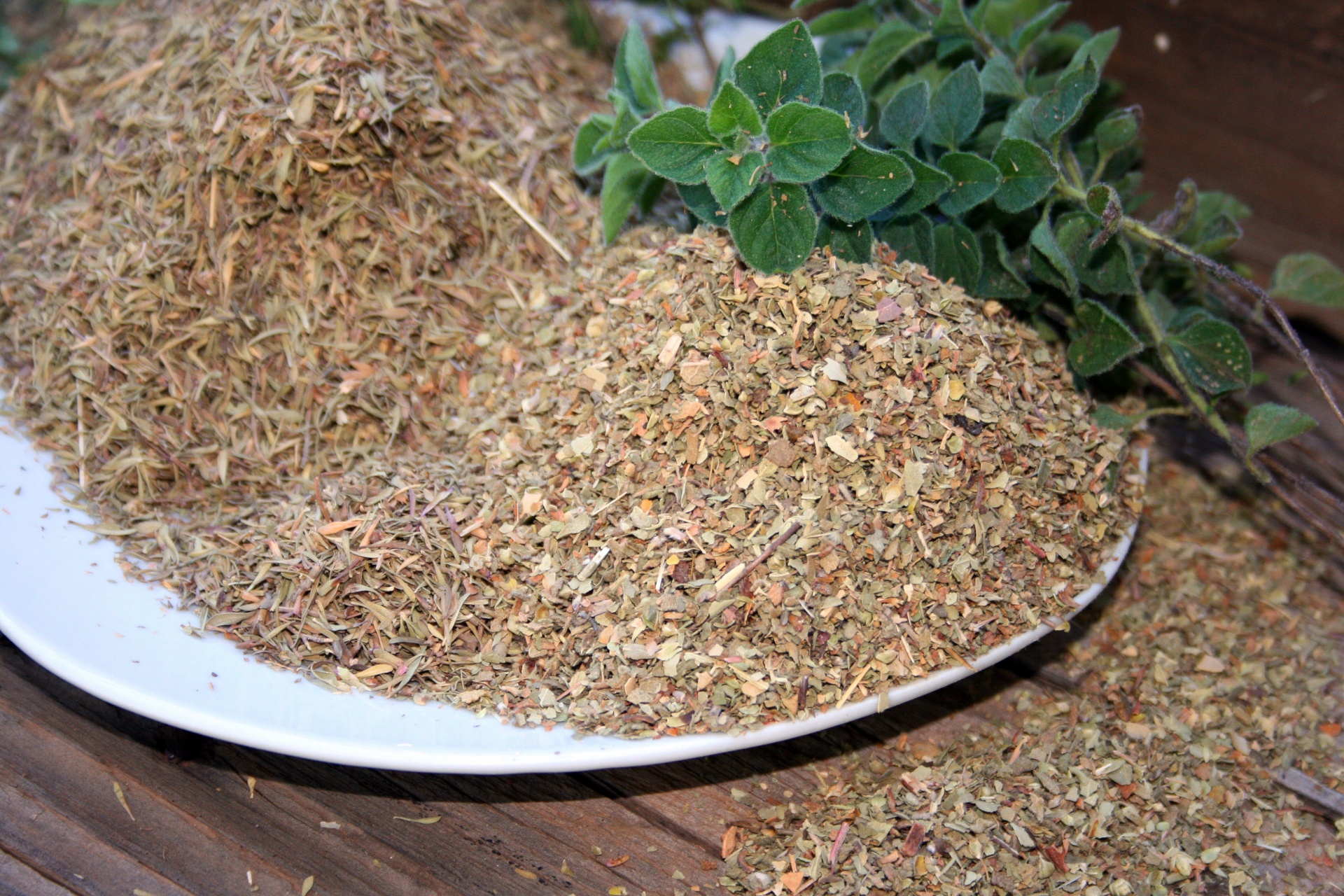 dried-mixed-herbs-and-origanum-free-stock-photo-public-domain-pictures