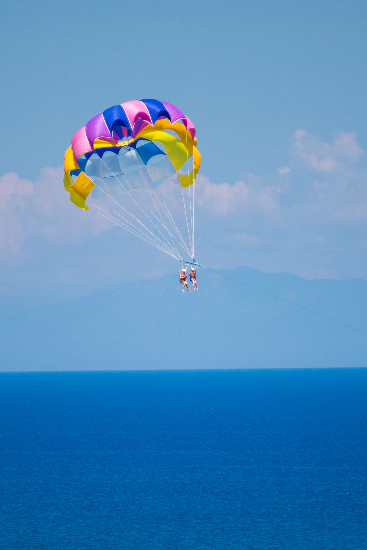 Parasailing Parachute Free Flyin Stock Image - Image of 
