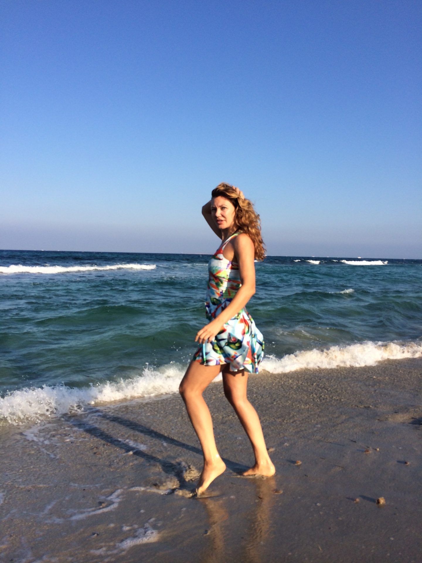 Sienna Taylor am Meer Strand Schönheit