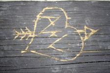 Corazón grabado en madera