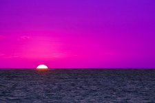 Paarse zee zonsopgang