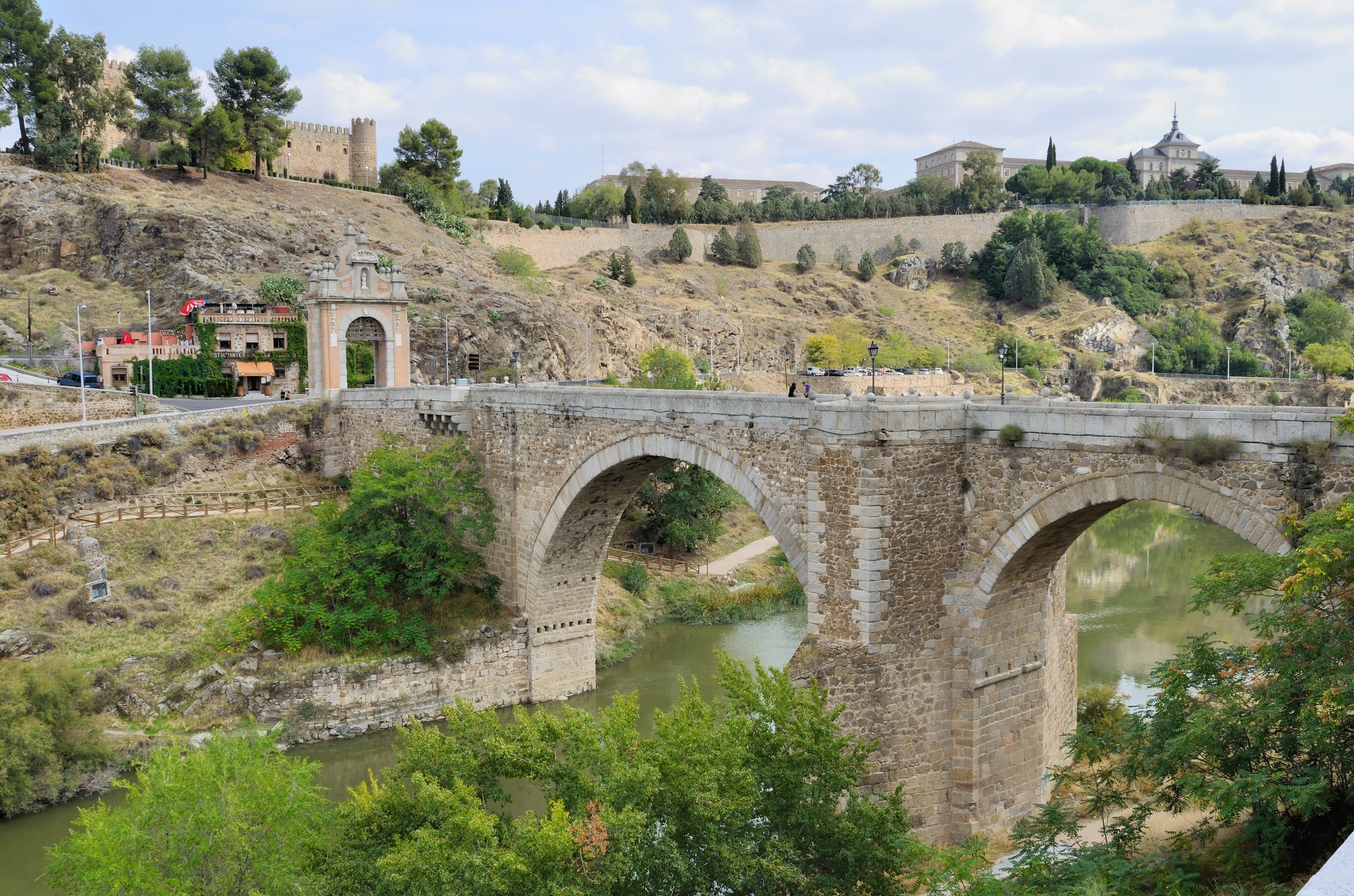 El puente de Alcántara, Toledo, España