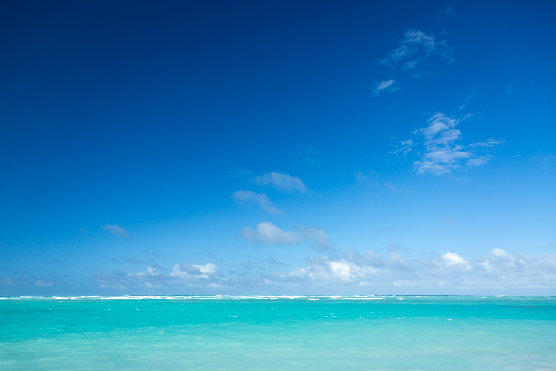El mar Caribe y el cielo