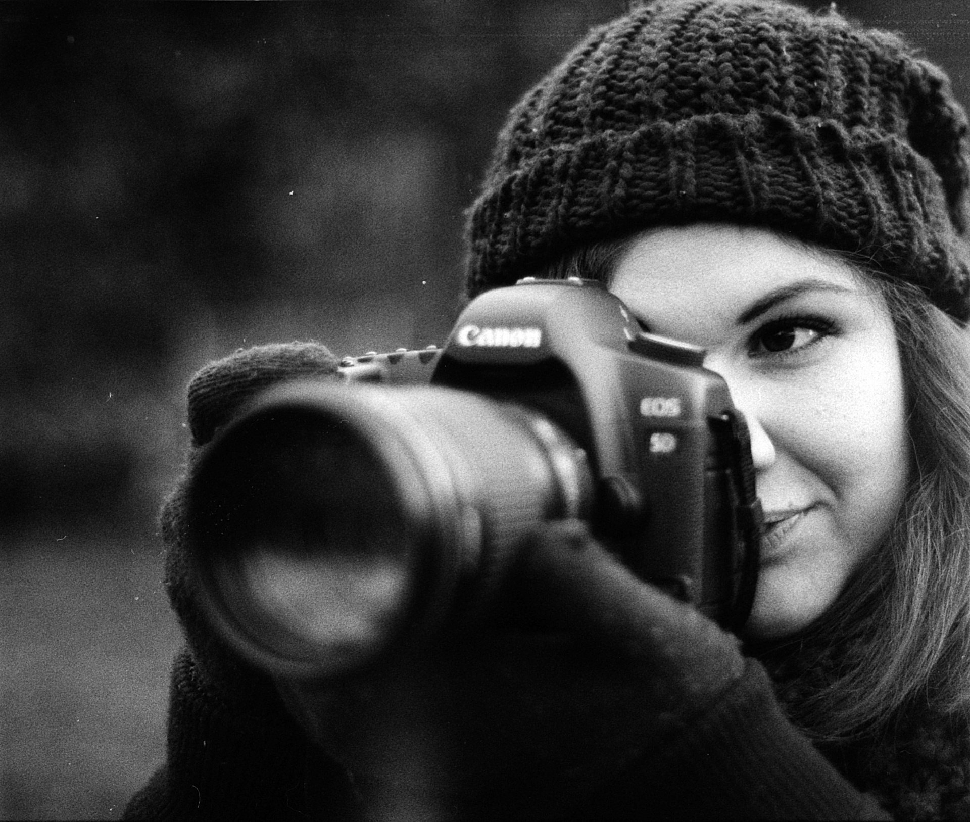Mujer joven, la cámara, Canon