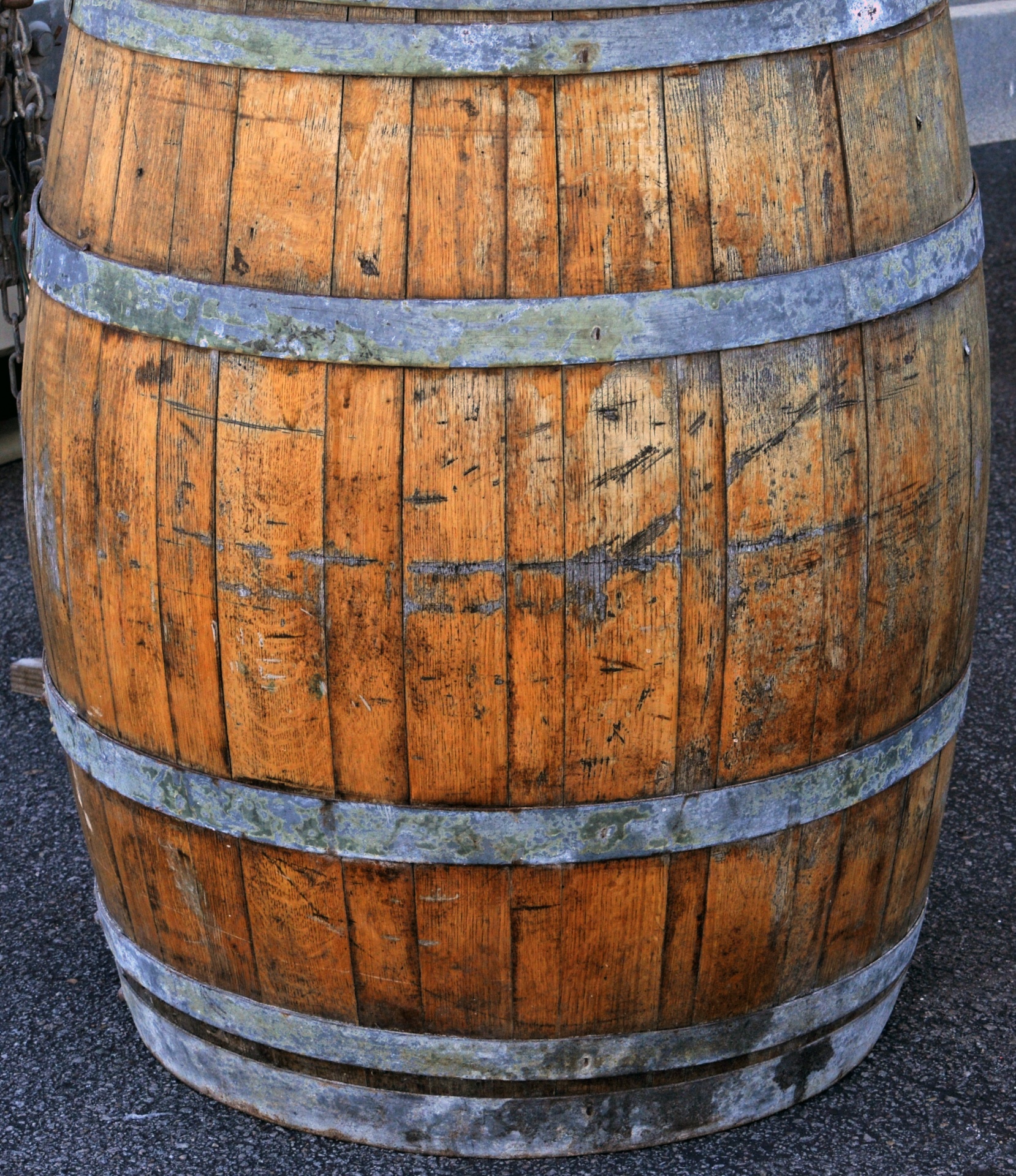 古い木製の樽