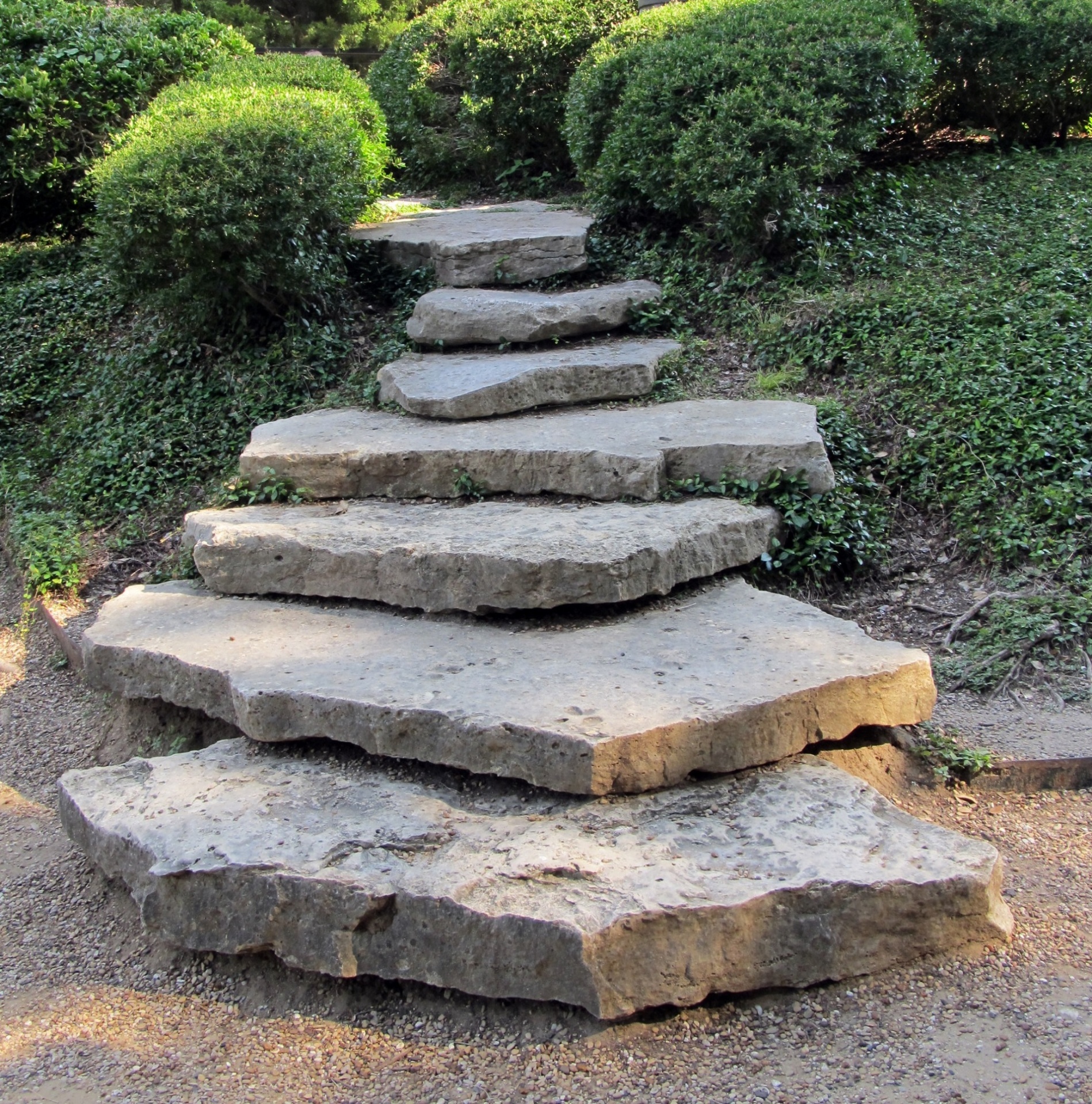 石階段のステップ