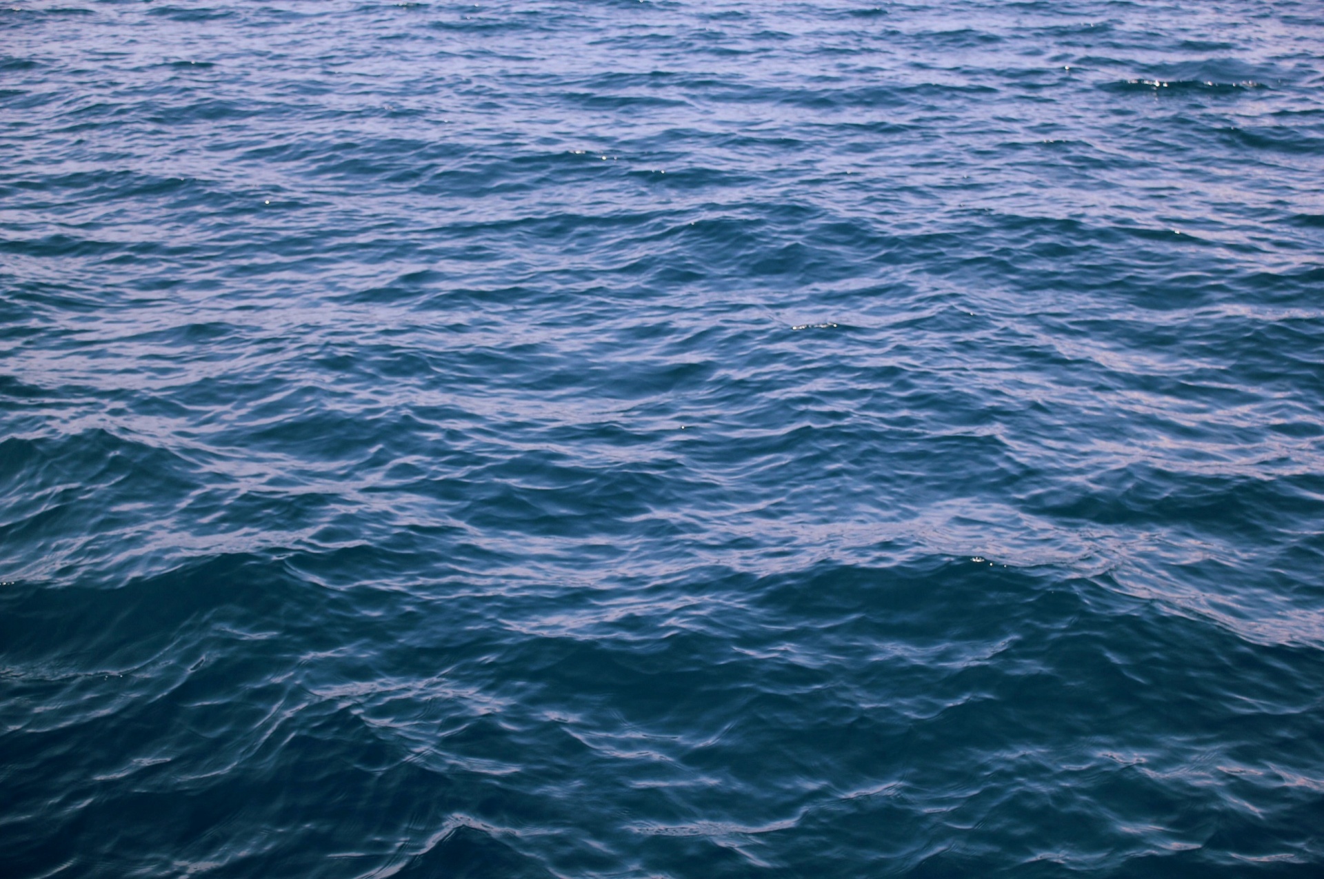 Textura das ondas do oceano azul