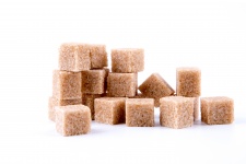 Коричневый тростниковый сахар кубов