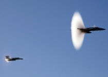 Supersonic Jets rottura barriera del suo