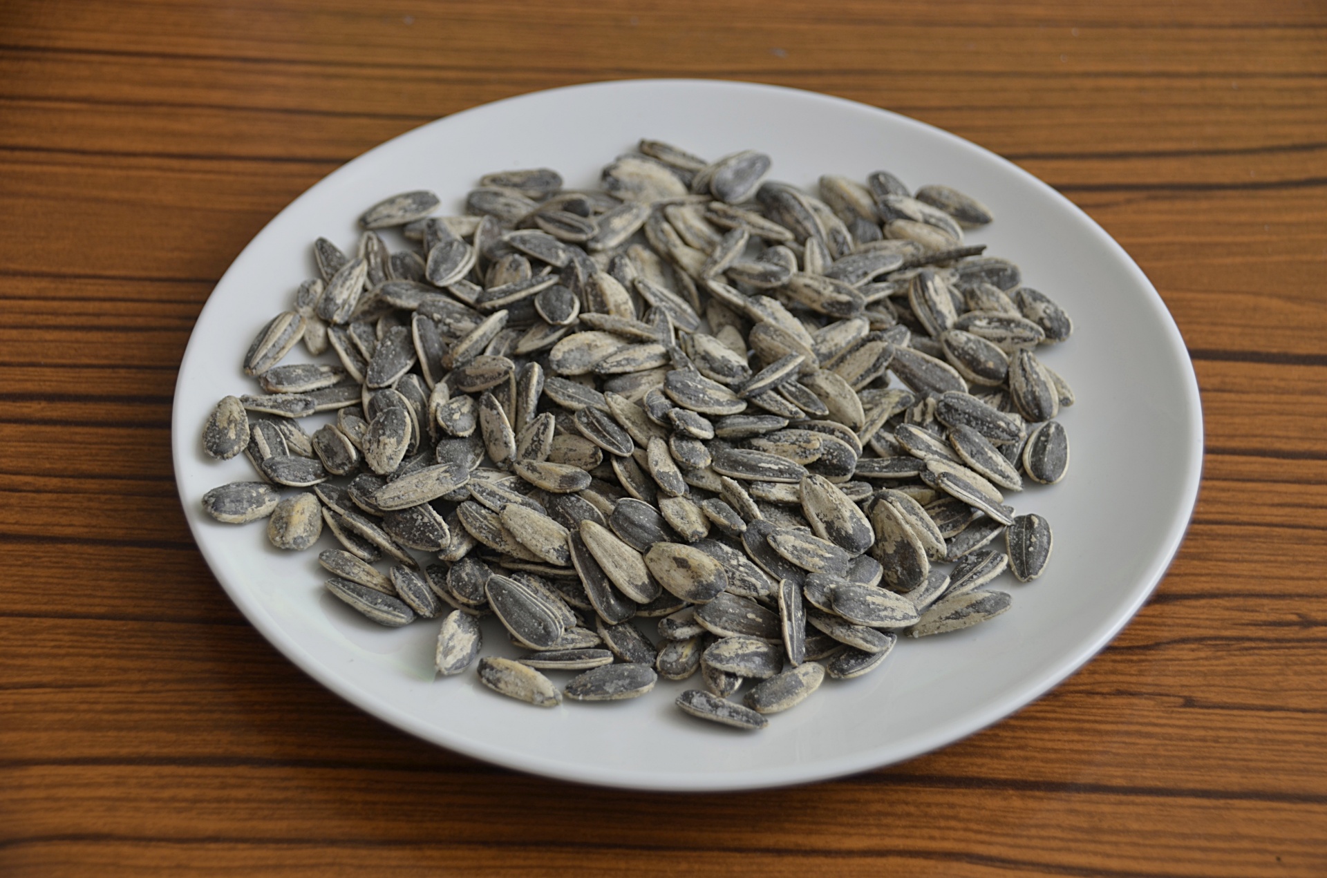 roasted-sunflower-seeds-free-stock-photo-public-domain-pictures