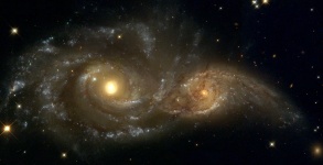 Colisão Galáxias espirais