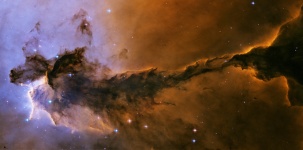 Pilar da nebulosa de Eagle Poeira
