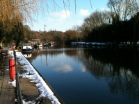 Een zicht op de rivier de Medway