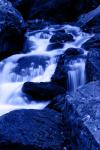 Azul cachoeiras montanha