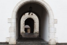 Castel gateway-uri