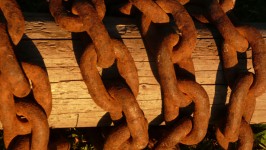 řetěz na dřevo
