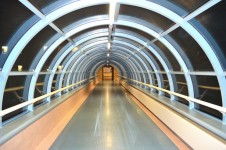 Glazen tunnel