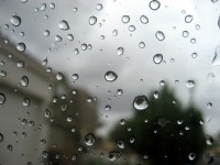 Lluvia en la ventana 2