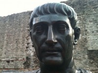 A cara de Trajano