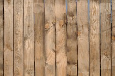 Gard din lemn
