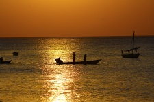 Pescatore barca Africa Zanzibar