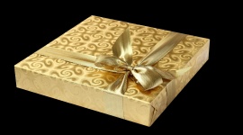 Cutie cadou de aur panglică