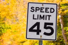 O limite de velocidade 45