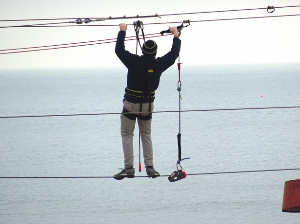 man-servicing-zip-line-cables-1483915325mLo.jpg