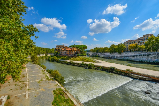 Tiber River In Rome Free Stock Photo - Public Domain Pictures