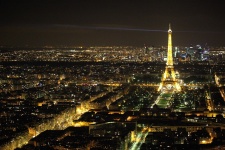 Eiffeltoren bij nacht