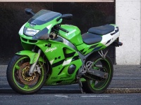 Verde Kawasaki Ninja Motorcycle