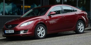 Mazda autosalón
