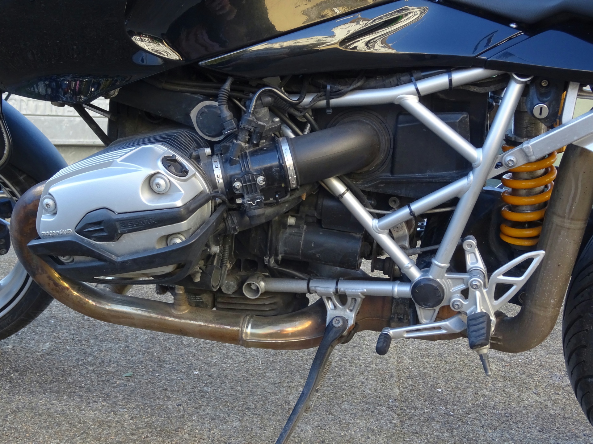 BMW R1200S moto motore sinistro