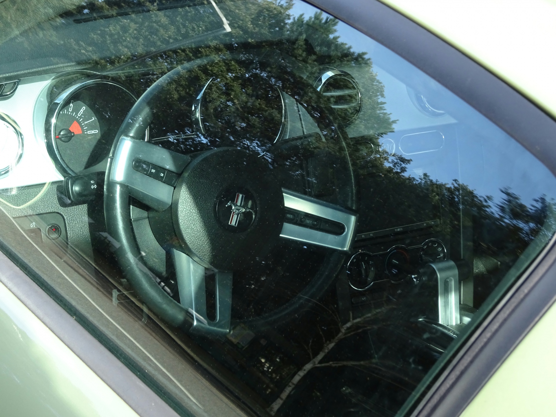 Ford Mustang GT Steering Wheel