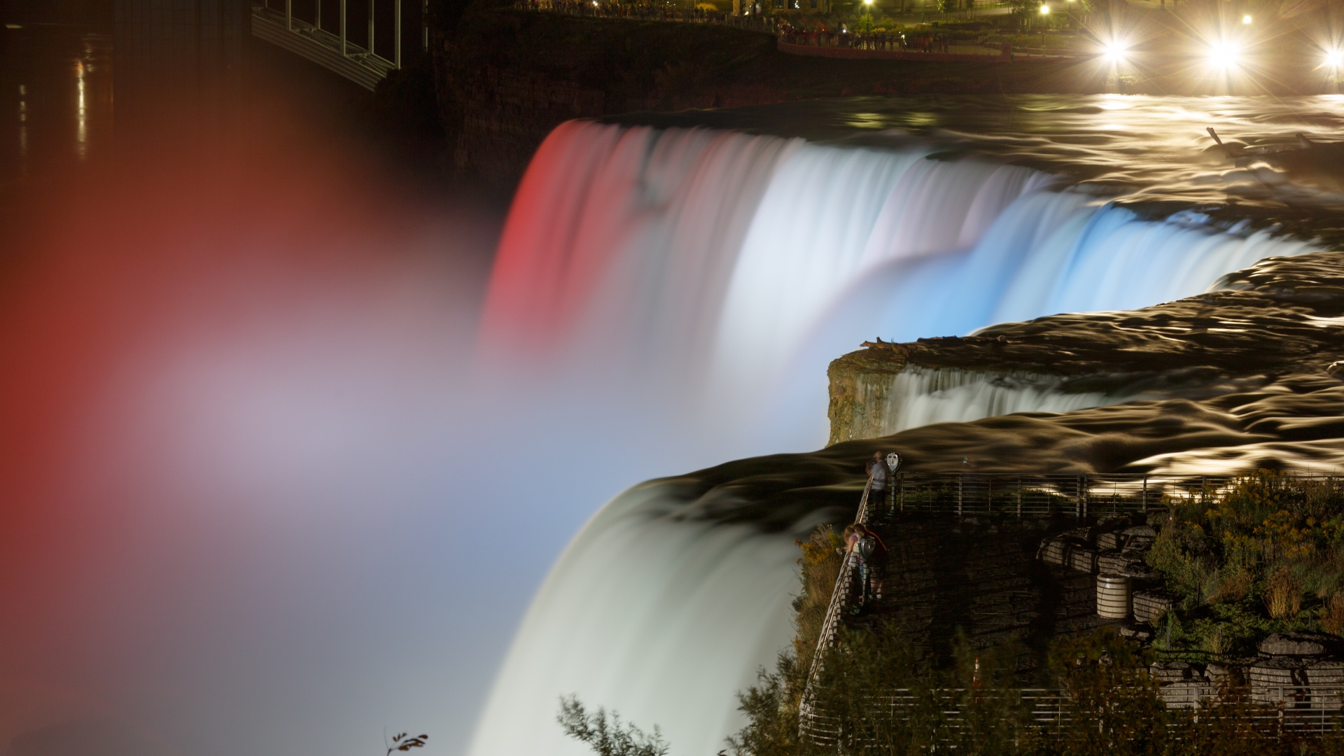 Niagara Falls di notte
