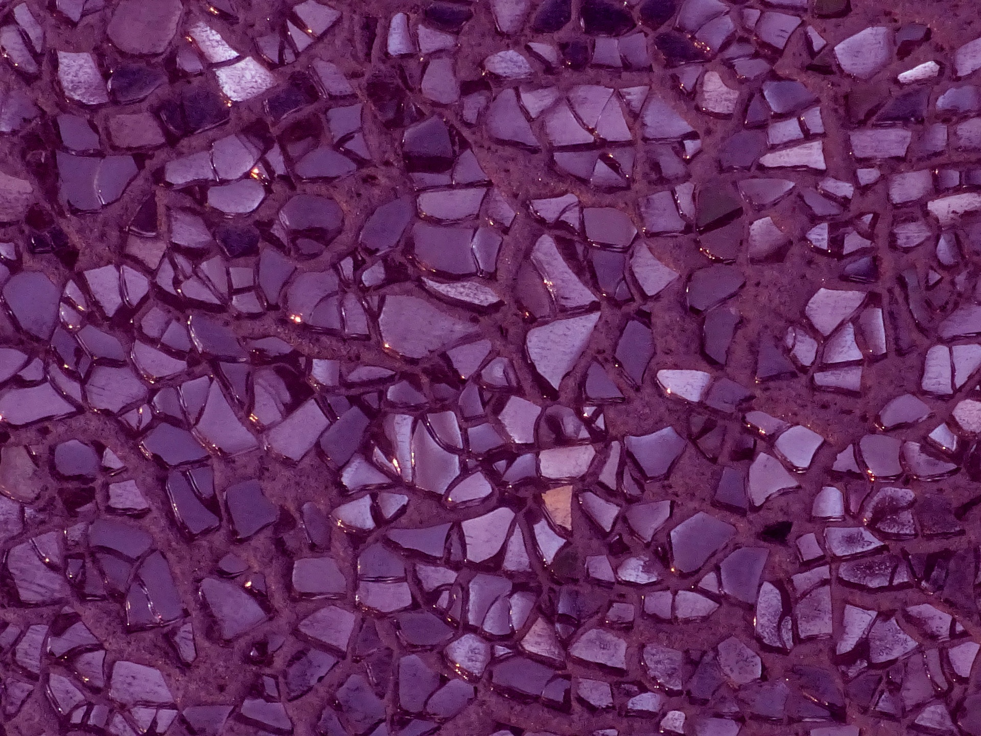 紫色碎玻璃背景