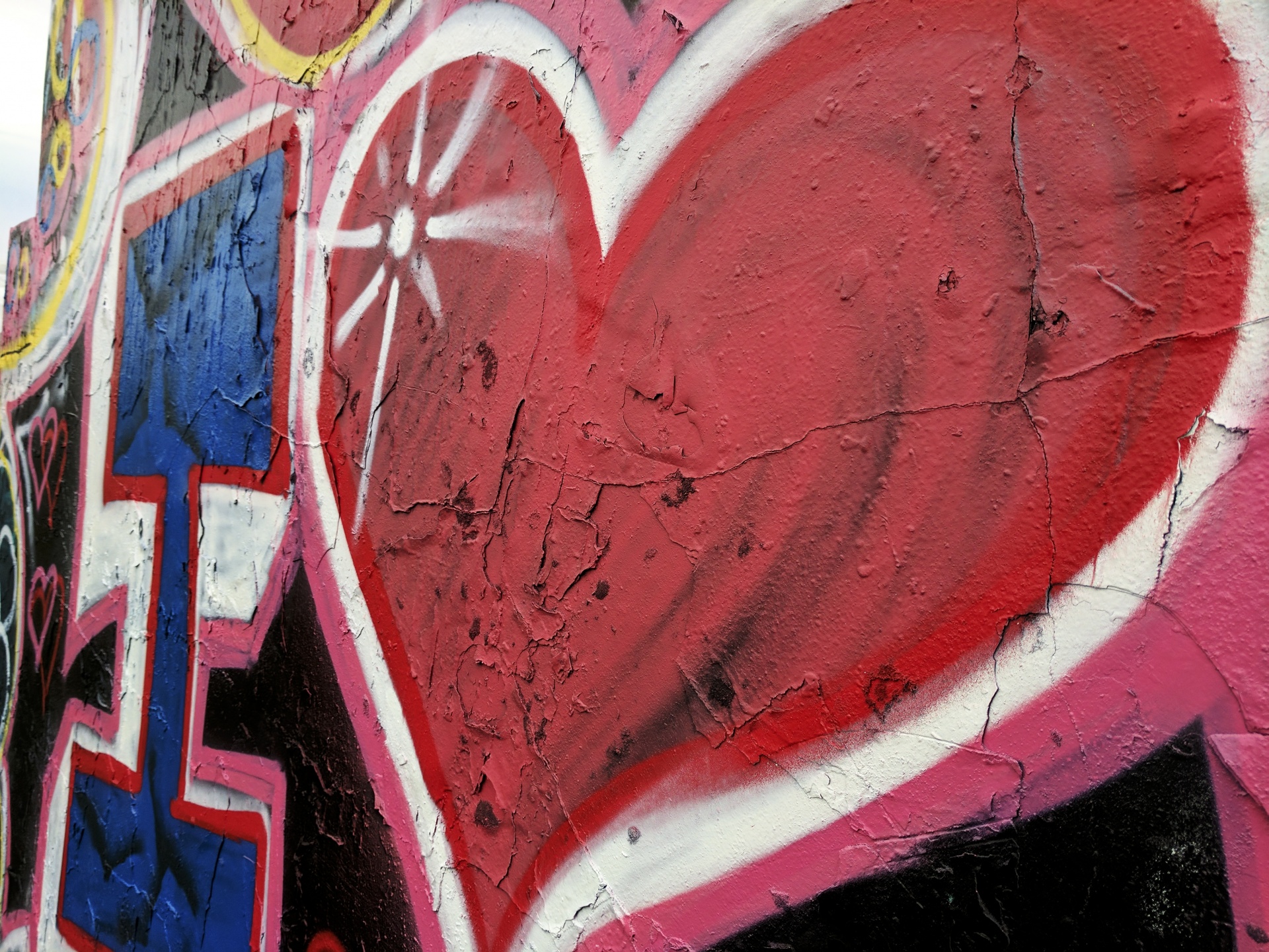 Red Graffiti coração