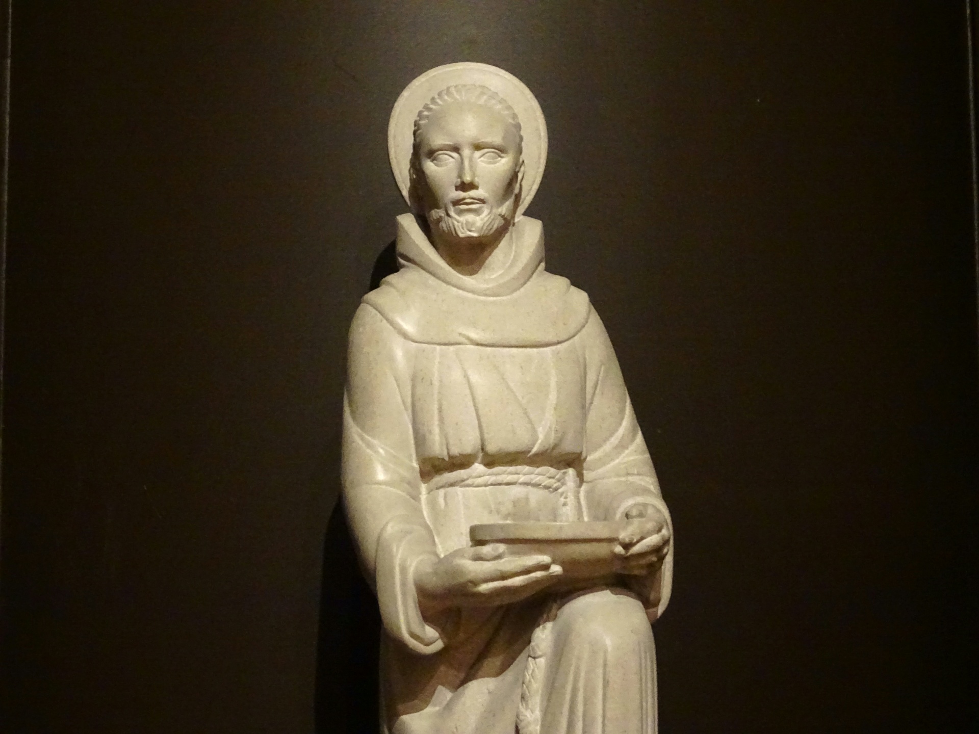 圣弗朗西斯阿西西雕像