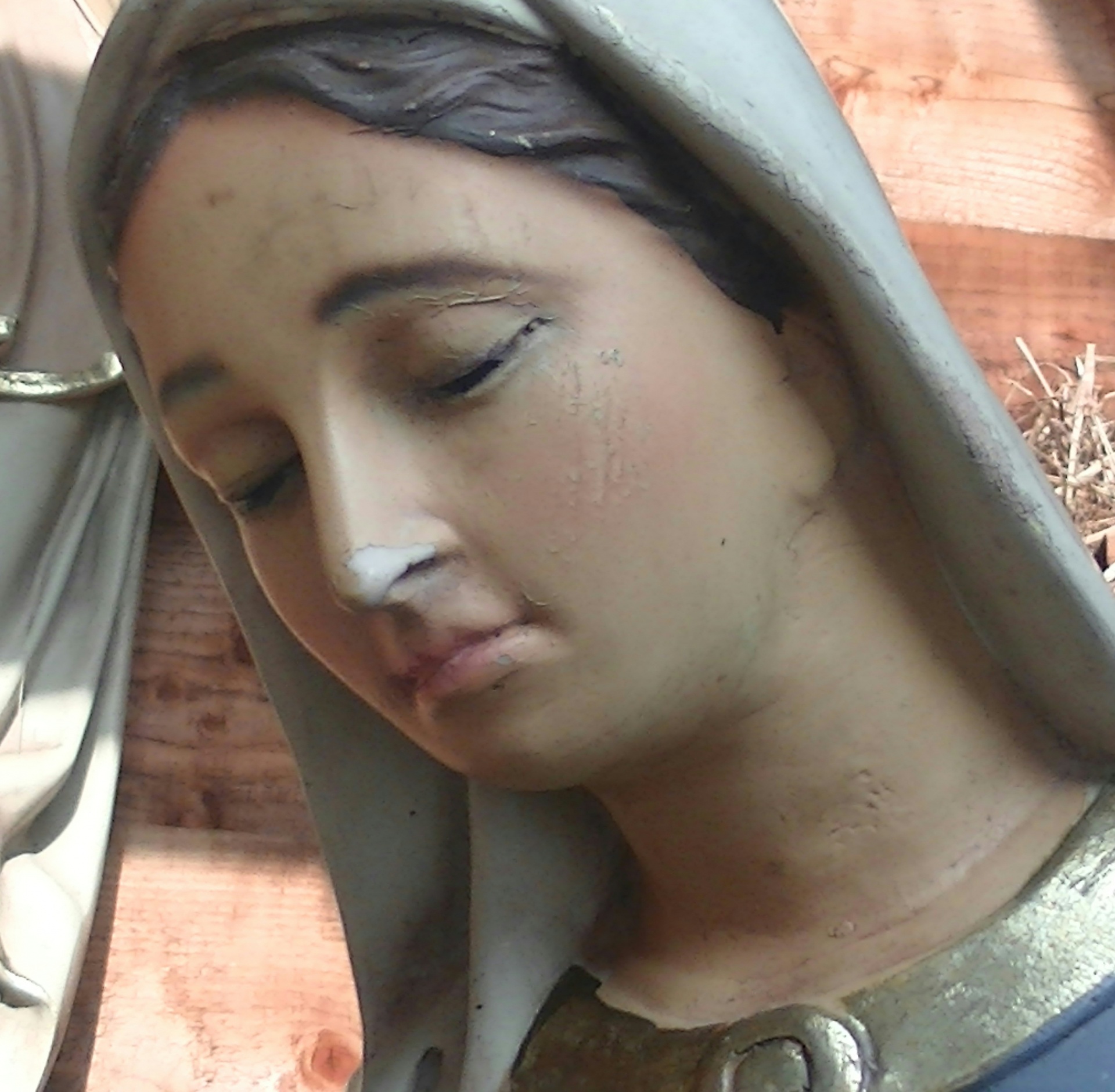 雕像的母亲玛利亚耶稣的