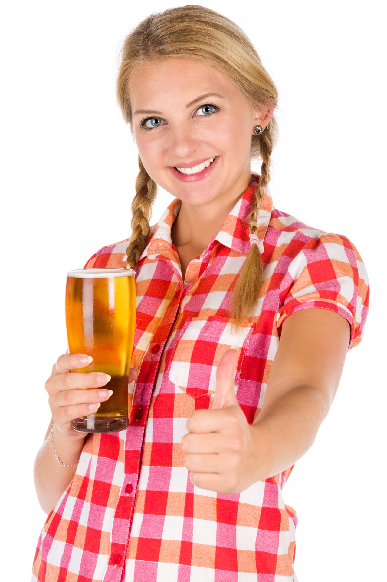 年轻女子用啤酒