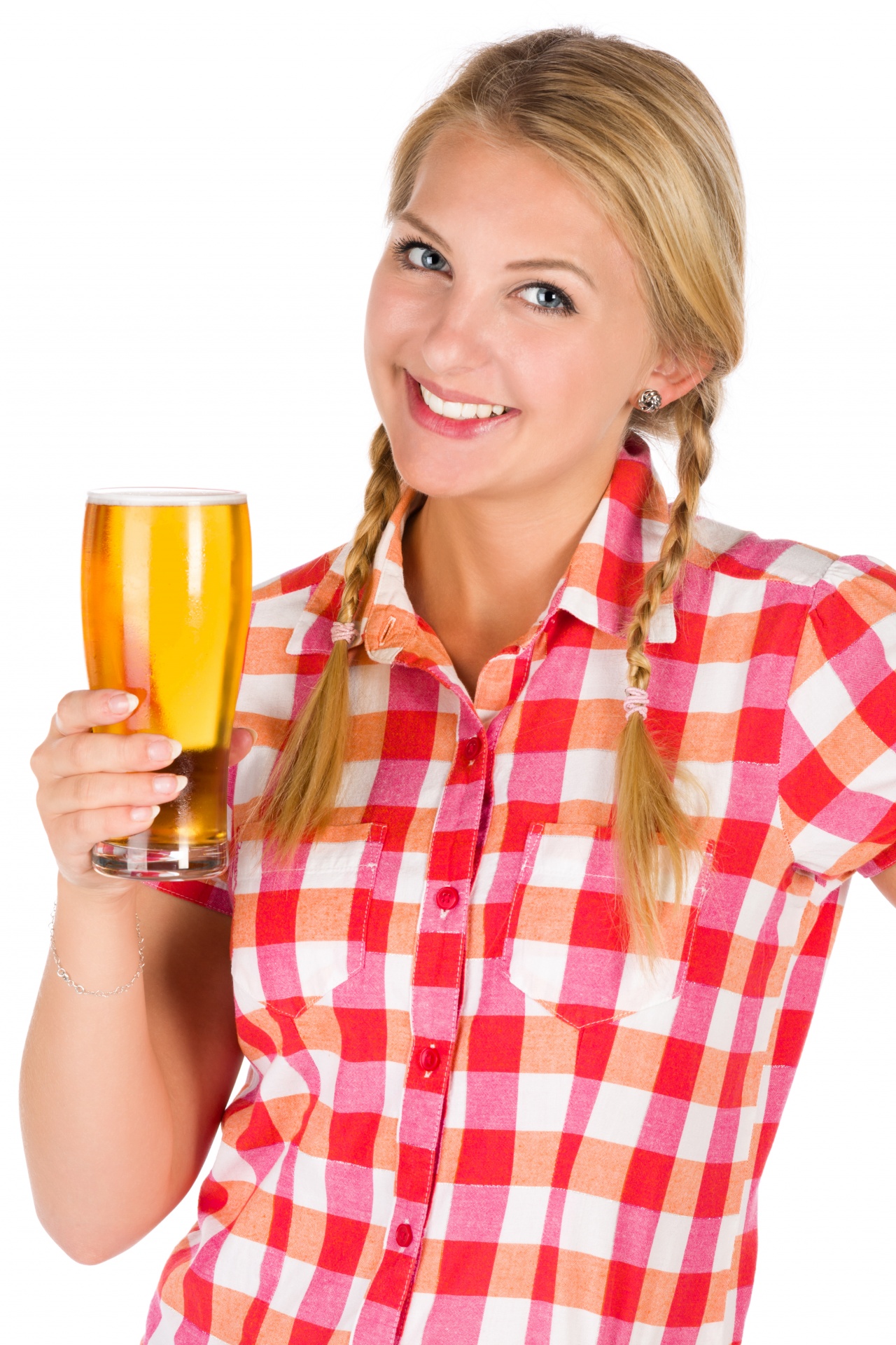 年轻女子用啤酒